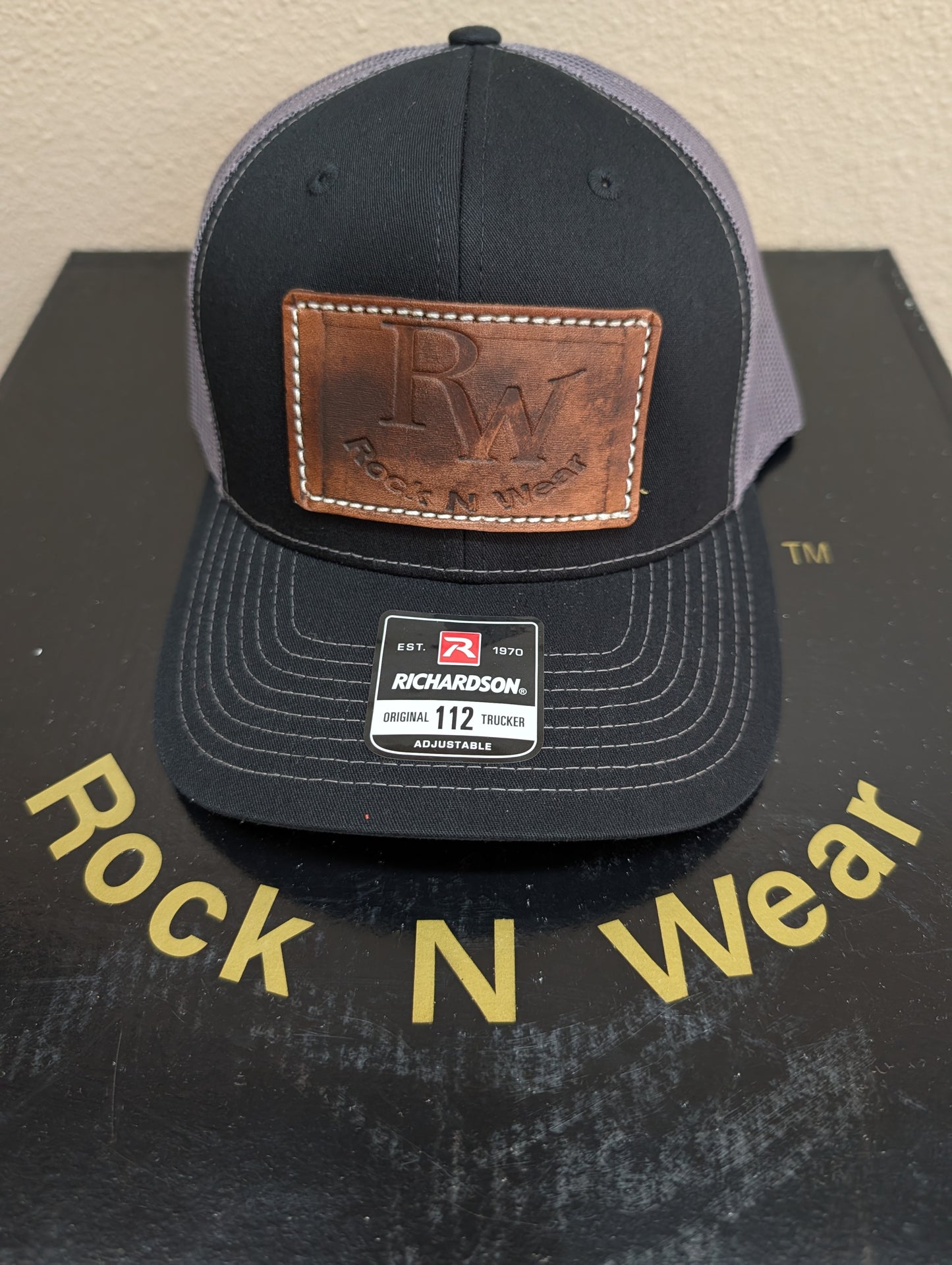 RW Black and Silver Cap